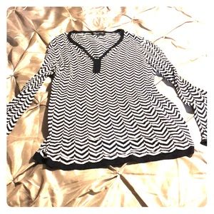 🍰Sale! Jones New York long sleeve sweater. NWOT